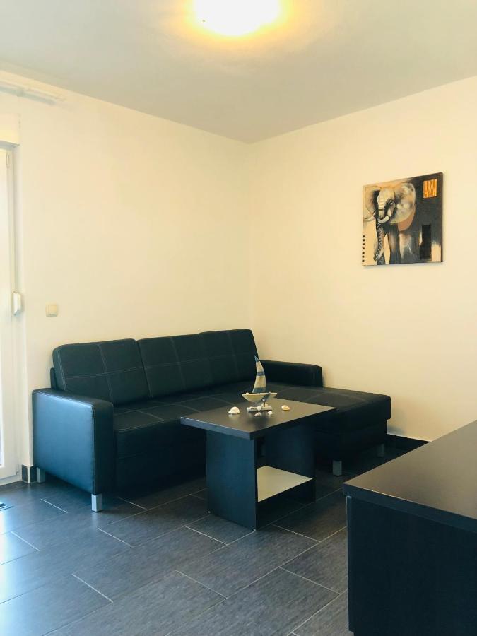 Apartment Miaantonia Vrsi Luaran gambar