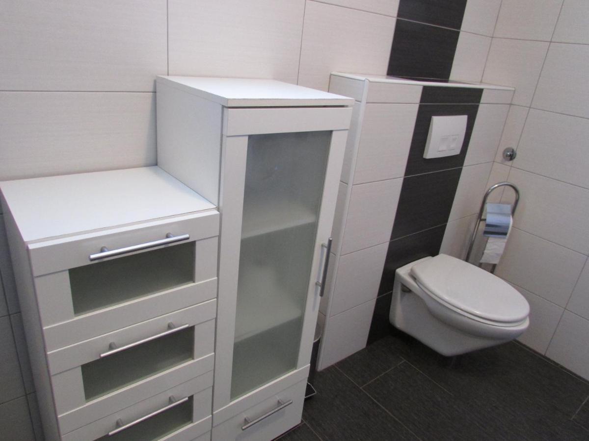 Apartment Miaantonia Vrsi Luaran gambar